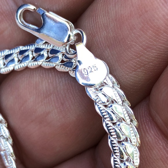 Silver snake necklace/chain - Picture 7 of 8